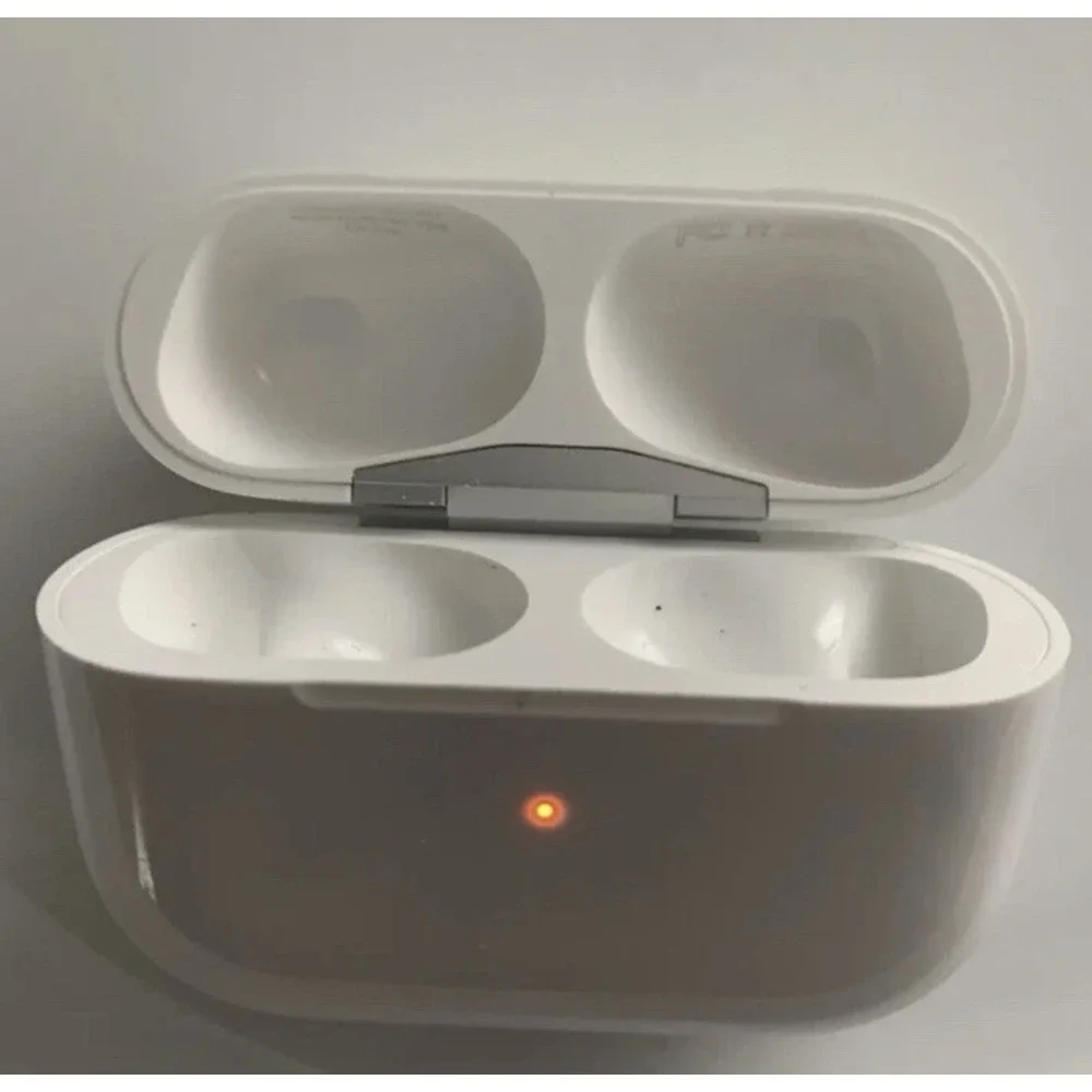 Genuine Apple Airpods Pro 1st Generation Charging Case ONLY A2190 Lightning